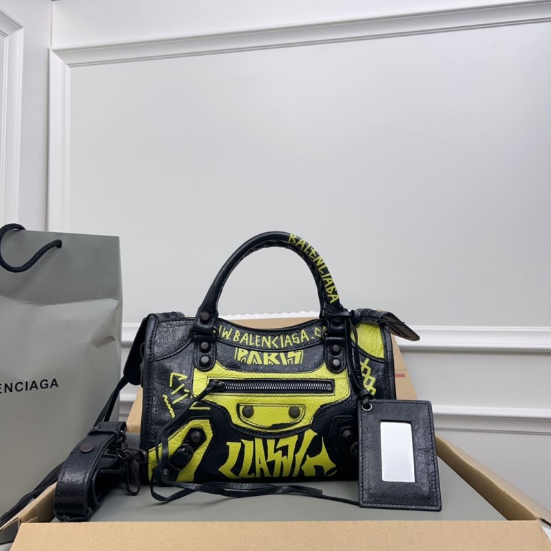 Ba*len*cia*ga top handle bags